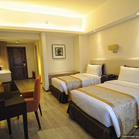 Imperial Palace Suites Quezon City Exteriér fotografie