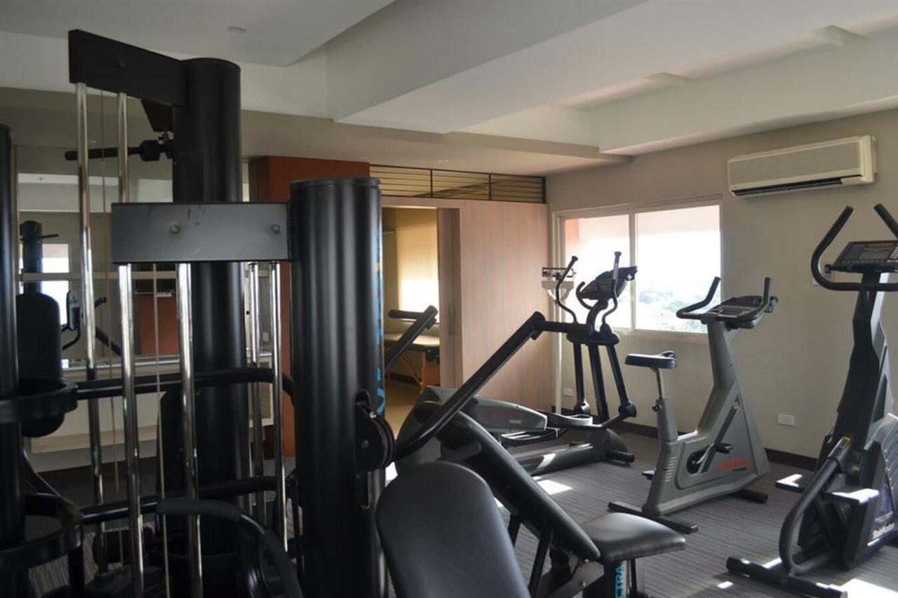 Imperial Palace Suites Quezon City Exteriér fotografie