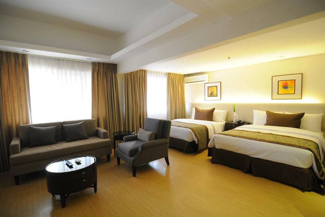 Imperial Palace Suites Quezon City Exteriér fotografie