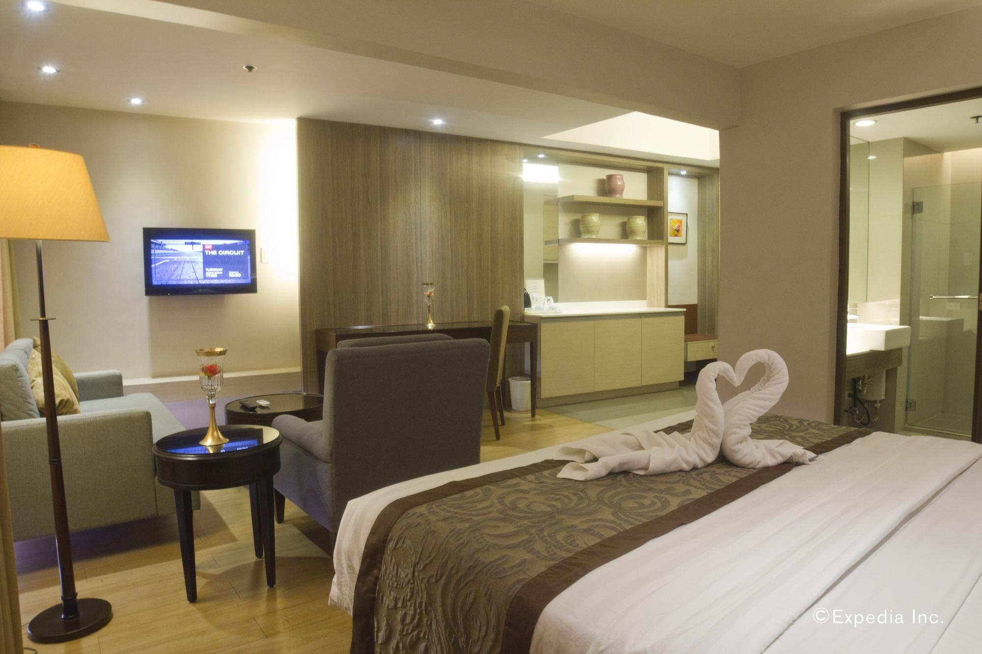 Imperial Palace Suites Quezon City Exteriér fotografie
