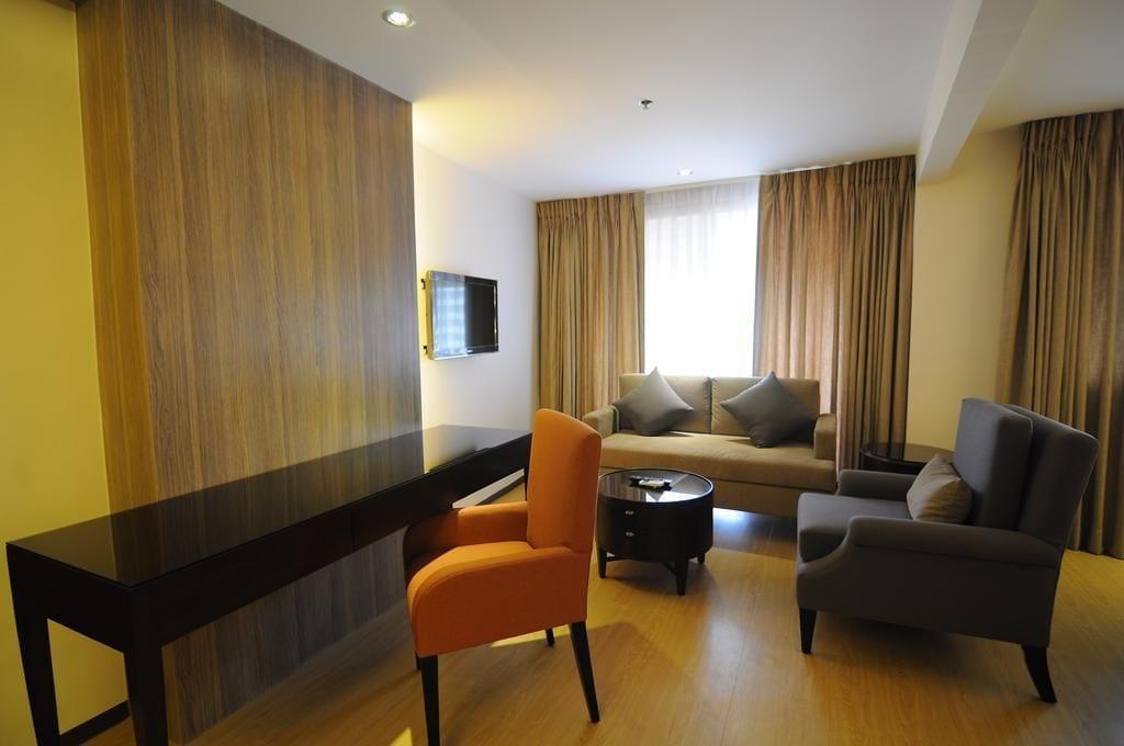 Imperial Palace Suites Quezon City Exteriér fotografie