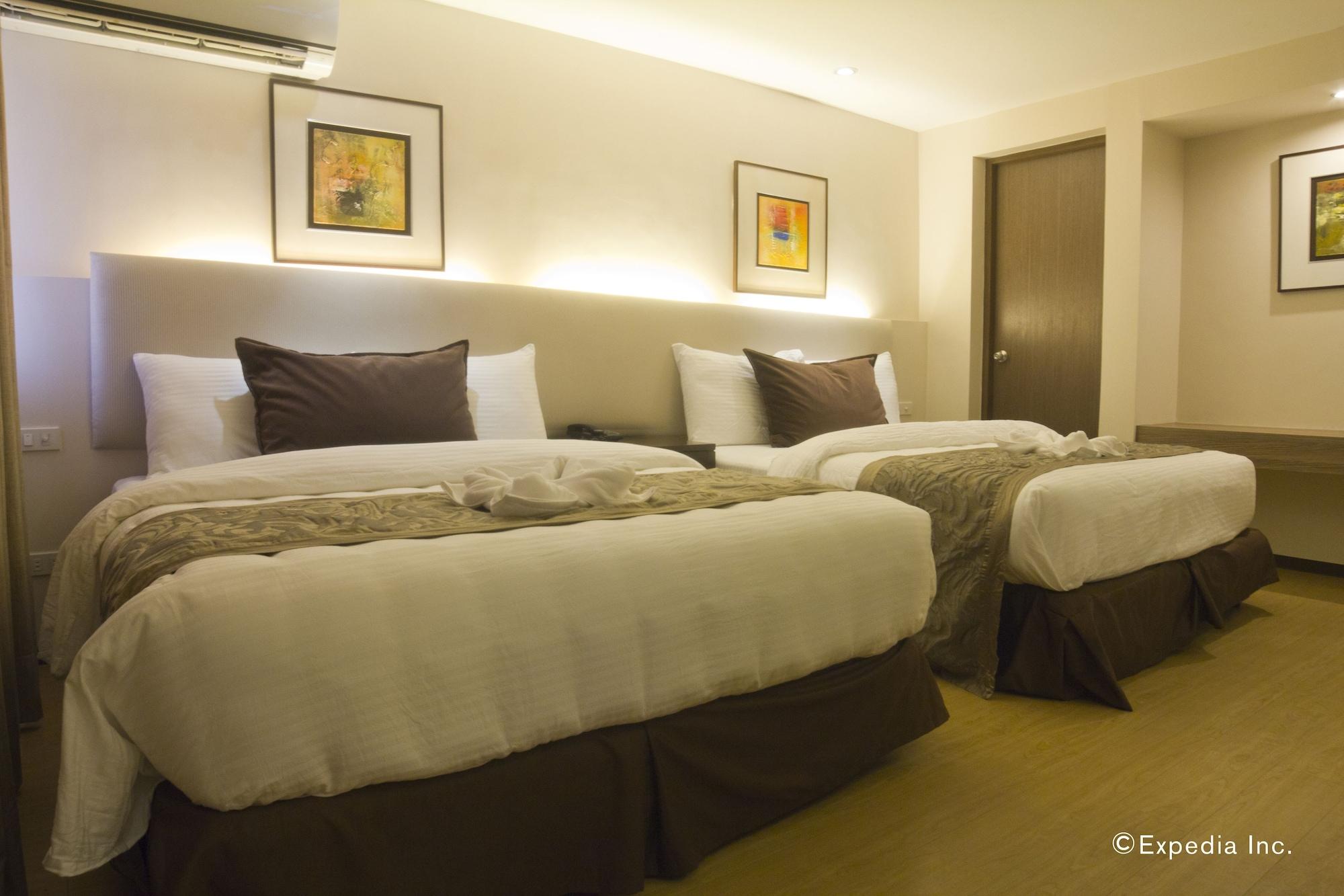 Imperial Palace Suites Quezon City Exteriér fotografie
