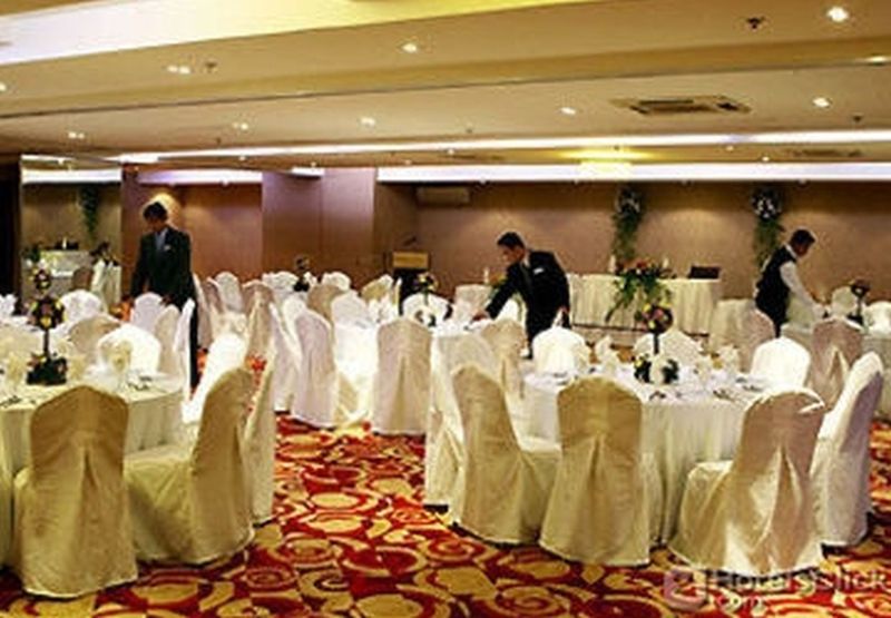 Imperial Palace Suites Quezon City Exteriér fotografie
