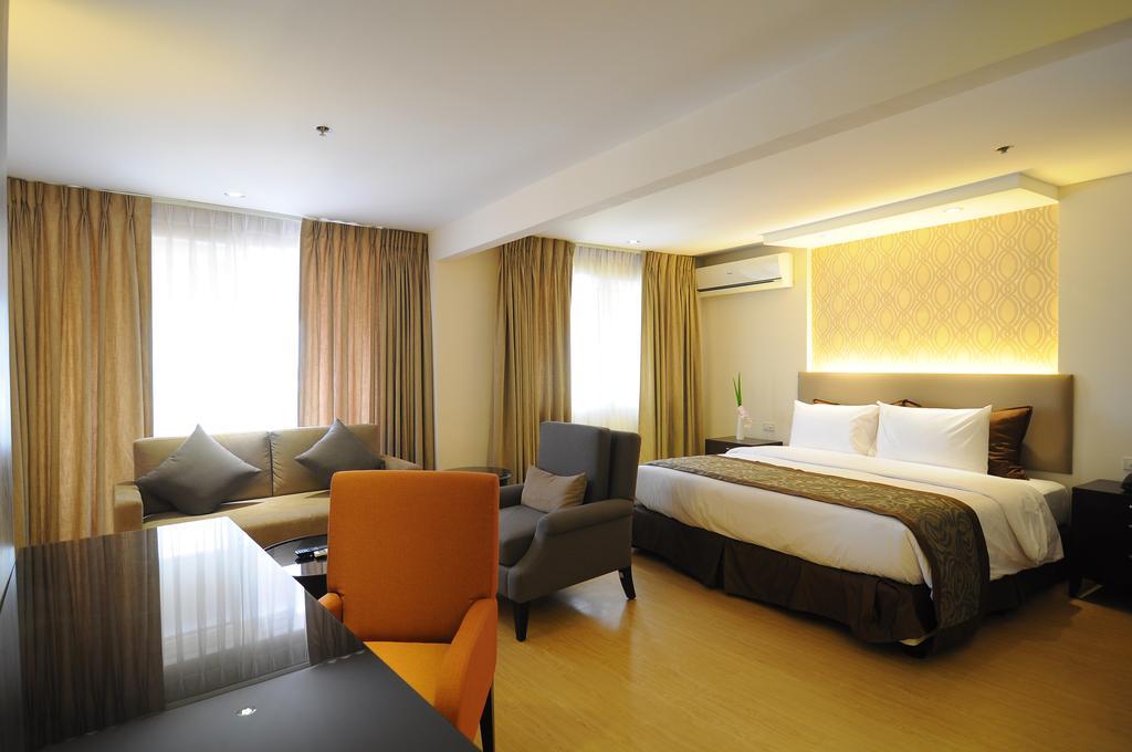 Imperial Palace Suites Quezon City Exteriér fotografie