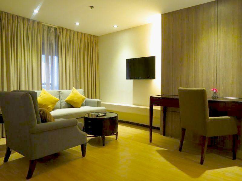 Imperial Palace Suites Quezon City Exteriér fotografie