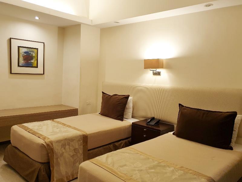 Imperial Palace Suites Quezon City Exteriér fotografie